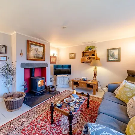 Holiday home 3 Bed In Lcc66 *